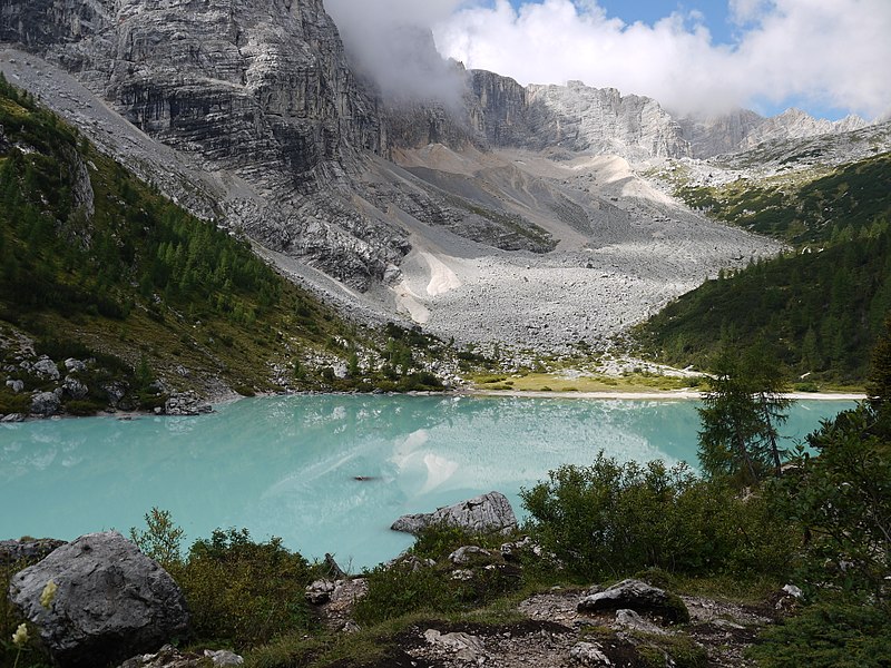 Il lago di Sorapiss