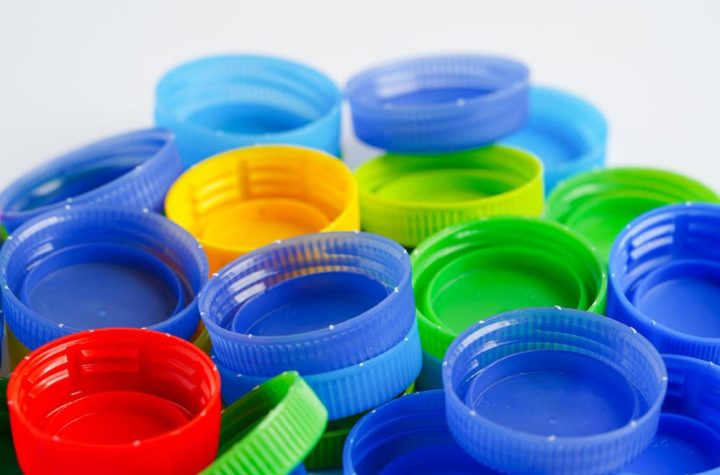 Guida completa allo stampaggio ad iniezione plastica: tutto ciò che devi sapere